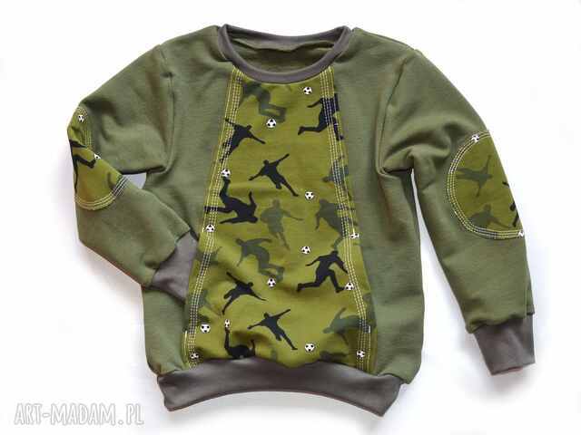 Zielona bluza dla chłopca z motywem piłkarskim rozmiar 104
