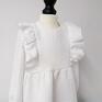 pomysł na świąteczny upomineksukienka dla dziewczynki sonia biała - elegancka sukienka z muślinu