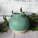 Ręcznie wykonany ceramiczny wazon w odcieniu turkusu
