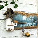 Drewniany wieszak z malowanym pejzażem - Rześki Poranek