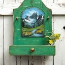 Wieszak z półeczką i malowanym pejzażem - Lato w górach