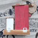 Czerwony domek wieszak na klucze i ubrania