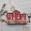 Wieszak z miasteczkiem w którym mieszka miłość No 1