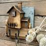 Galeria Fajny Domek wieszak z domkami mały wieszaczek, drewniany na - młyn na klucze