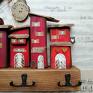 wieszaki: z czerwonymi domkami - handmade na sciane ozdoba do domu