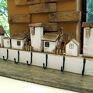 Galeria Fajny Domek: ubraniowy z biały, drewniany, długość 75 cm - dodatki z wieszak z domkami