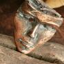 miedziany wisior art clay maska wenecka biżuteria