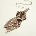 Wróżka pod kwiatem