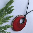 Wisiorek w czerwieni etno - ceramiczny z gliny