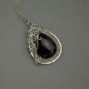Wisiorek czarny onyks wire wrapping unikatowy