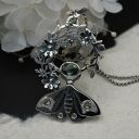 Wisiorek Wiosenna ćma