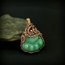 Wisiorek z awenturynem w kształcie łapki - ręcznie robiony wire wrapping