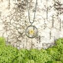 Szklany medalion Tiffany z zatopioną stokrotką - bezbarwny, w kształcie koła