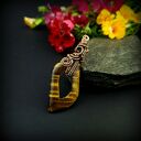 Wisiorek z tygrysim okiem - miedziana oprawa wire wrapping