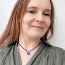 Błękitny wisiorek XS - szklana kropla w siateczce boho
