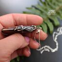 Bawole oko „robaczywek” w srebrnej oprawie - wisiorek wire wrapping