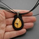 wisiorek sutasz z kotem