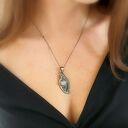 Magiczny wisior z kamieniem księżycowym