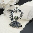 Wisiorek Wiosenna ćma