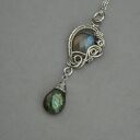 Długi wisiorek z kolorowymi labradorytami - wire wrapping ze stali chirurgicznej