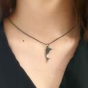 Wisiorek srebrny - Delfinek szary