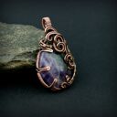 Fluoryt wisiorek wire wrapping z kamieniem - miedziany, oksydowany