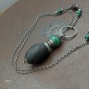 Czarny bursztyn XXL z malachitem