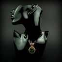 Wisiorek ze szmaragdem - duży wisior wire wrapping z miedzi i hematytem