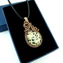 Jaspis dalmatyński - miedziany wisiorek wire wrapping (oksydowany)
