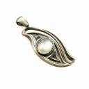 Magiczny wisior z kamieniem księżycowym