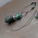 Czarny bursztyn XXL z malachitem