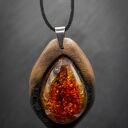 Wisiorek - orzech i bursztyn łezka, wood Jewellery, amber naszyjnik, upominek