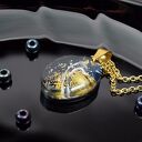 Kosmiczny Wisiorek z Żywicy - Galaktyczny Blask