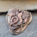 Miedziany smok z glinki Art Clay - unikatowy wisiorek handmade