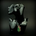 Dwustronny wisior z malachitem