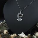 Wisiorek Wiosenna ćma