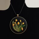 Ręcznie haftowany wisior DLA LUIZY