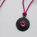 Okrągły wisiorek ze srebra 925 i kryształem Swarovski Elements