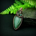 Wisiorek z zielonym agatem wire wrapping - rękodzieło