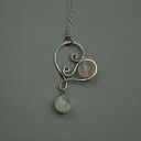 Wisiorek serce kwarc różowy wire wrapping
