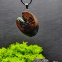 Wisiorek Wiśnia i Chalcedon - pirografia, minerał, naturalne drewno, handmade, biiżuteria, dla niej