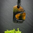 Wisiorek drzewo owocowe i tygrysie oko - pirografia, handmade, biżuteria, dla niej, biżuteria z drewna