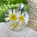 Boho wisiorek ze stokrotką z1870