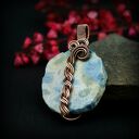 Koral fossil wisiorek wire wrapping