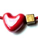 Walentynkowe serce z ceramiki - wisiorek handmade dla ukochanej osoby
