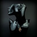 Zoisyt z rubinem wisiorek wire wrapping - serce z oksydowanej miedzi