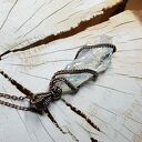 Kwarc anielski M297 - dwustronny wisiorek z kryształem w technice wire wrapping