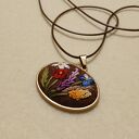 Ręcznie haftowany wisior DLA HELENY