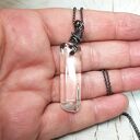 Kryształ górski S219 - ręcznie robiony wisiorek wire wrapping