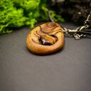 Wisiorek Tygrysie Oko w octowcu - amulet z duszą natury
